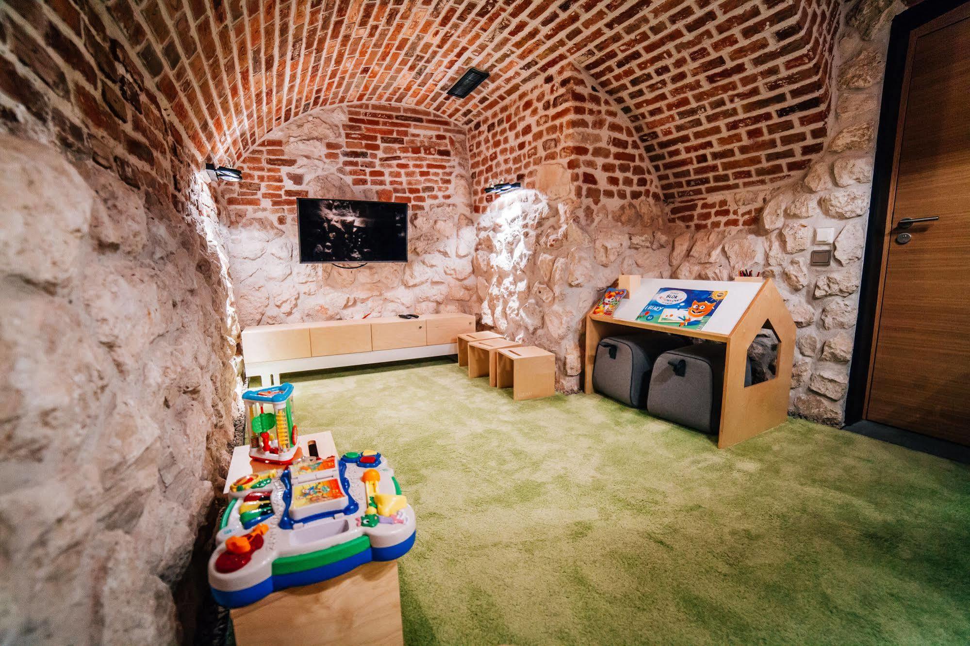 Modern Apartment By Wawel Castle Krakow Ngoại thất bức ảnh